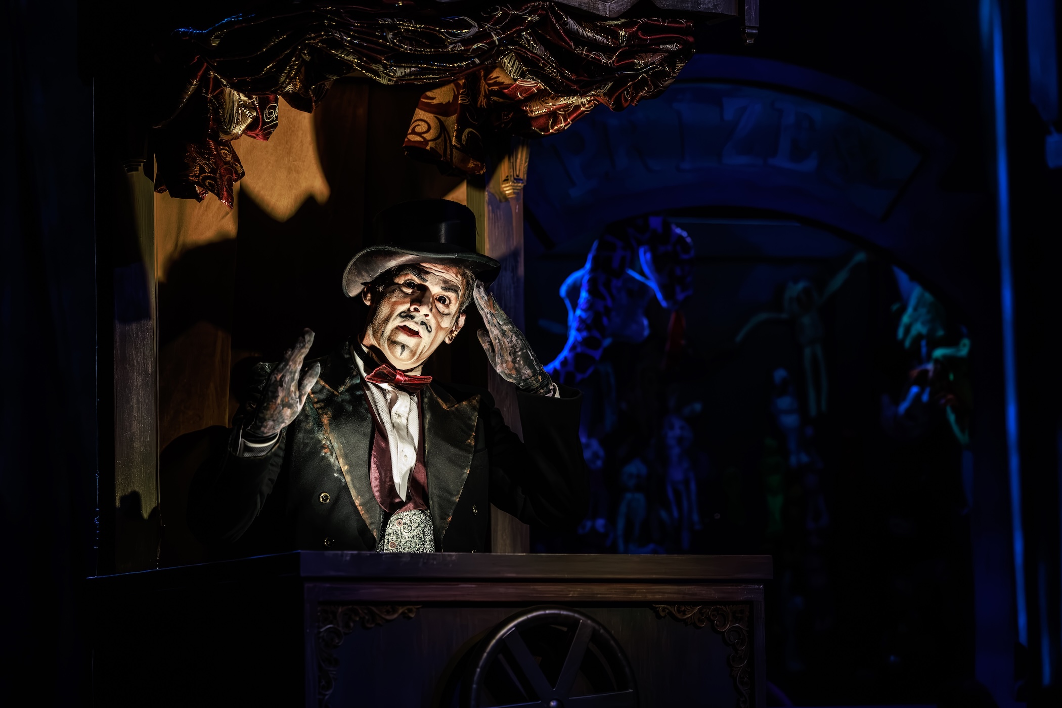Metropolis_RideTheCyclone_JenniferHeim_1.jpg
