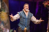 & Juliet Turns Shakespeare Upside Down in a Burst of Pop Brilliance