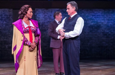 Suzzanne Douglas and Gene Weygandt in 42nd Street at Drury Lane Theatre